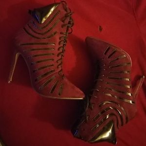 Dominique Nicole burgundy and patent leather heels